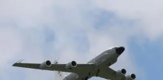 RC-135W
