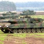 Leopard 2A5 del Bundeswehr se ejercitan en el terreno. Imagen: Internet.
