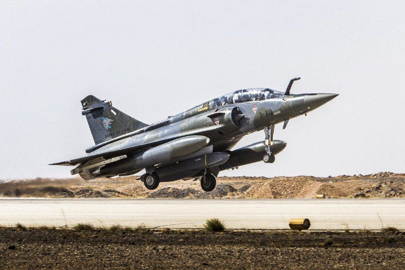Mirage 2000D despega desde Jordania hacia su objetivo. Imagen: Ada -EMA.
