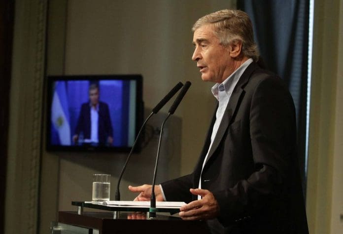 Los desafíos que enfrenta Oscar Aguad en el Ministerio de Defensa.