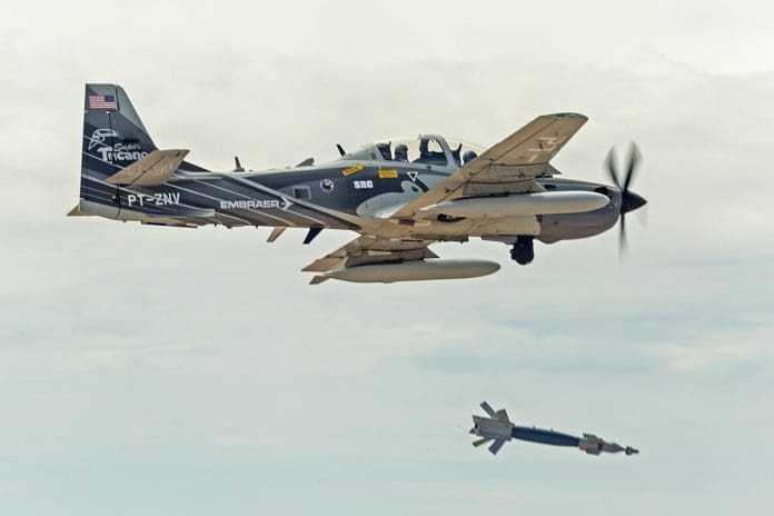 ¿Podria aportar Brasil lo que la Fuerza Aerea Argentina necesita? A-29-super-tucano-oax-696x464