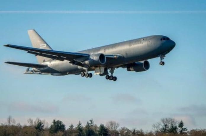 Boeing_KC-46A-696x462.jpg
