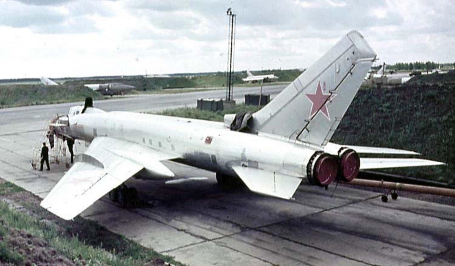 Tupolev Tu-128, el caza mas grande de todos los tiempos