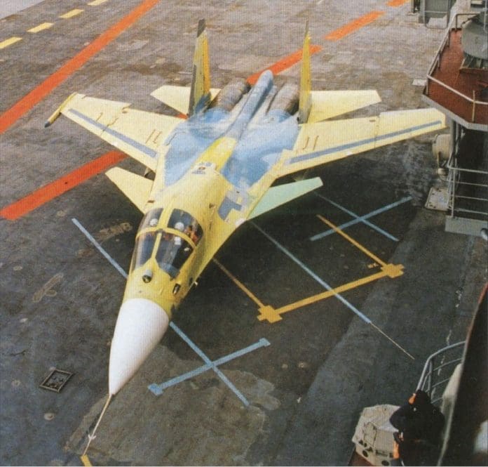 Su-27KUB-sin-pintar-00-696x665.jpg