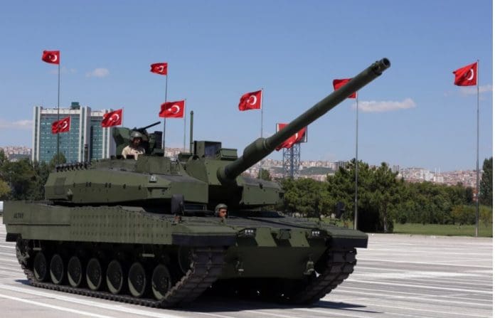 tanque altay