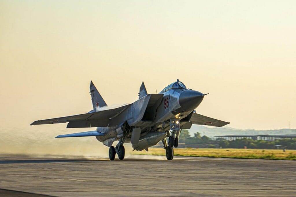 MiG-31-Kinzhal-1024x682.jpg