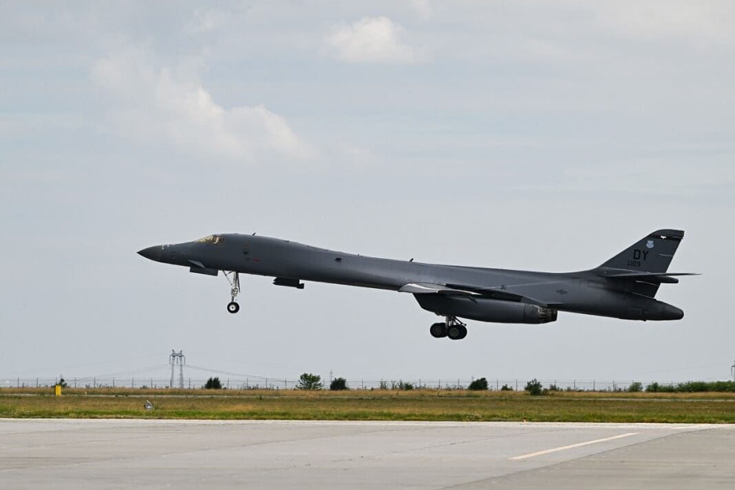 B-1B-Lancer-EE.UU-1-1068x713.jpg