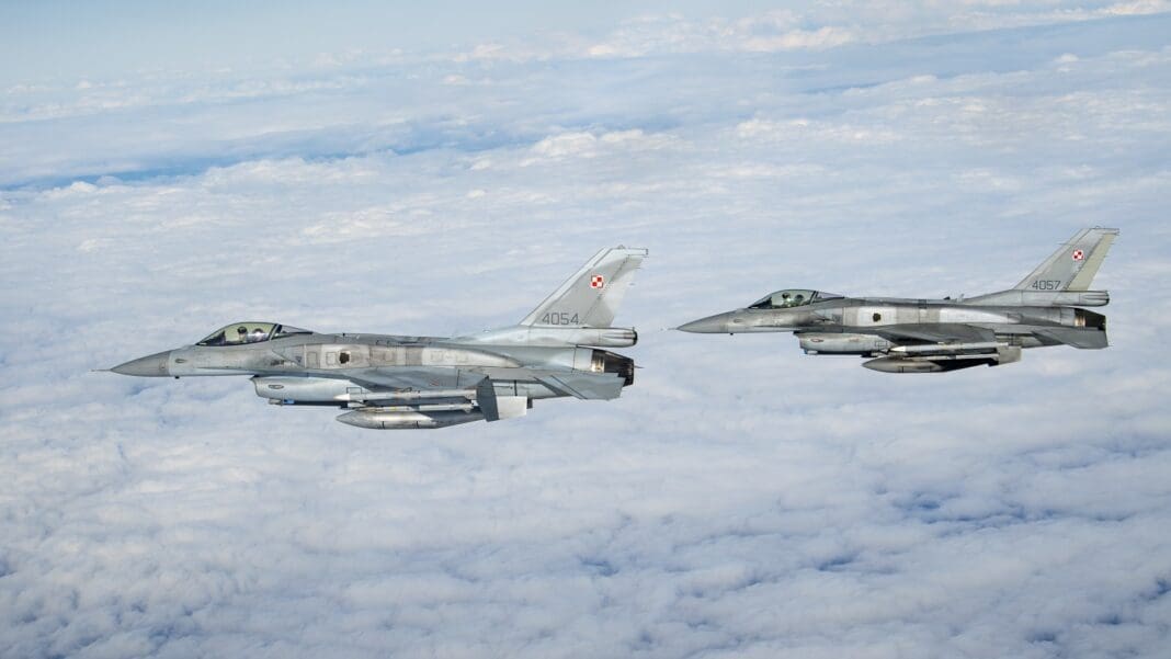 F-16C-Fighting-Falcon-Polonia-1068x601.jpg