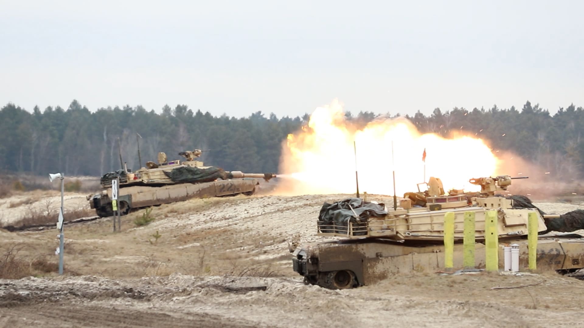 Siły amerykańskie i polskie trenują na czołgach M1 Abrams