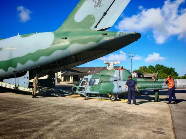 KC-390 transportando H-50