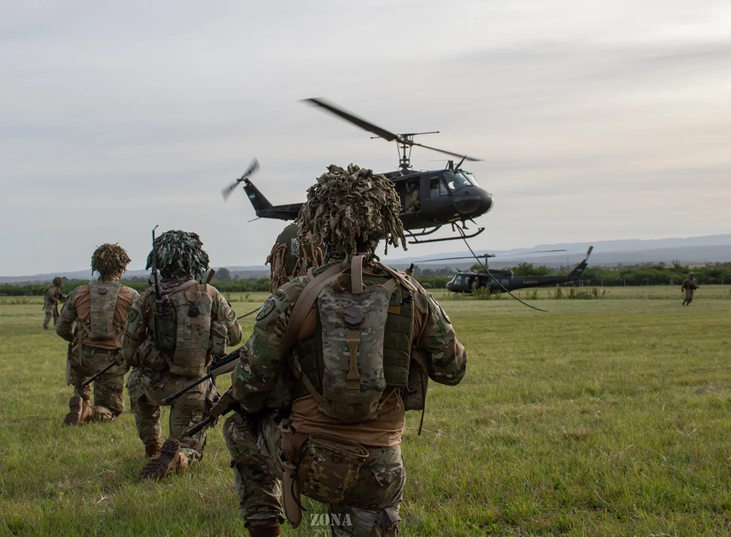 soldado del regimiento de asalto aéreo 601