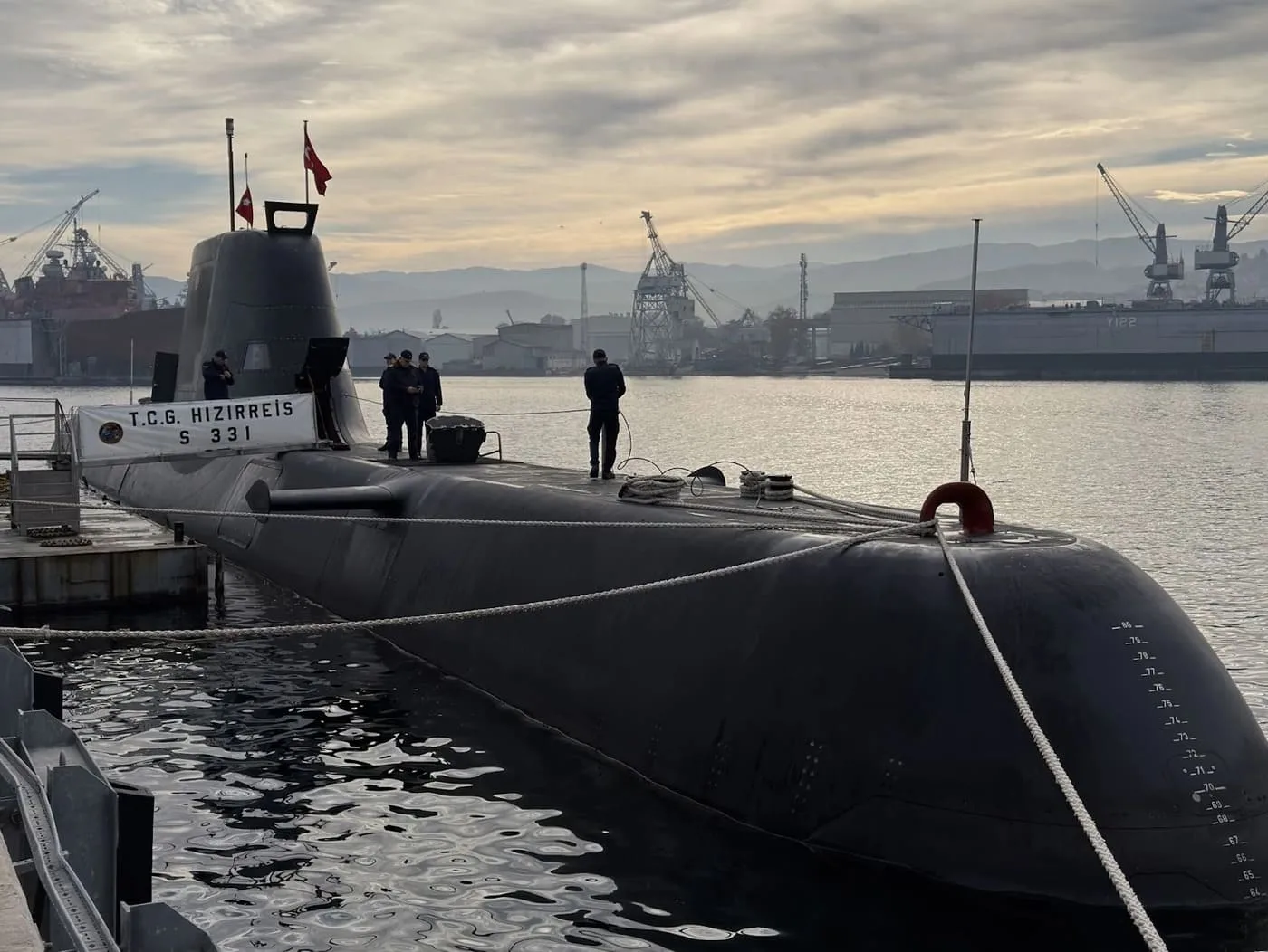 El submarino turco TCG-Hizirreis