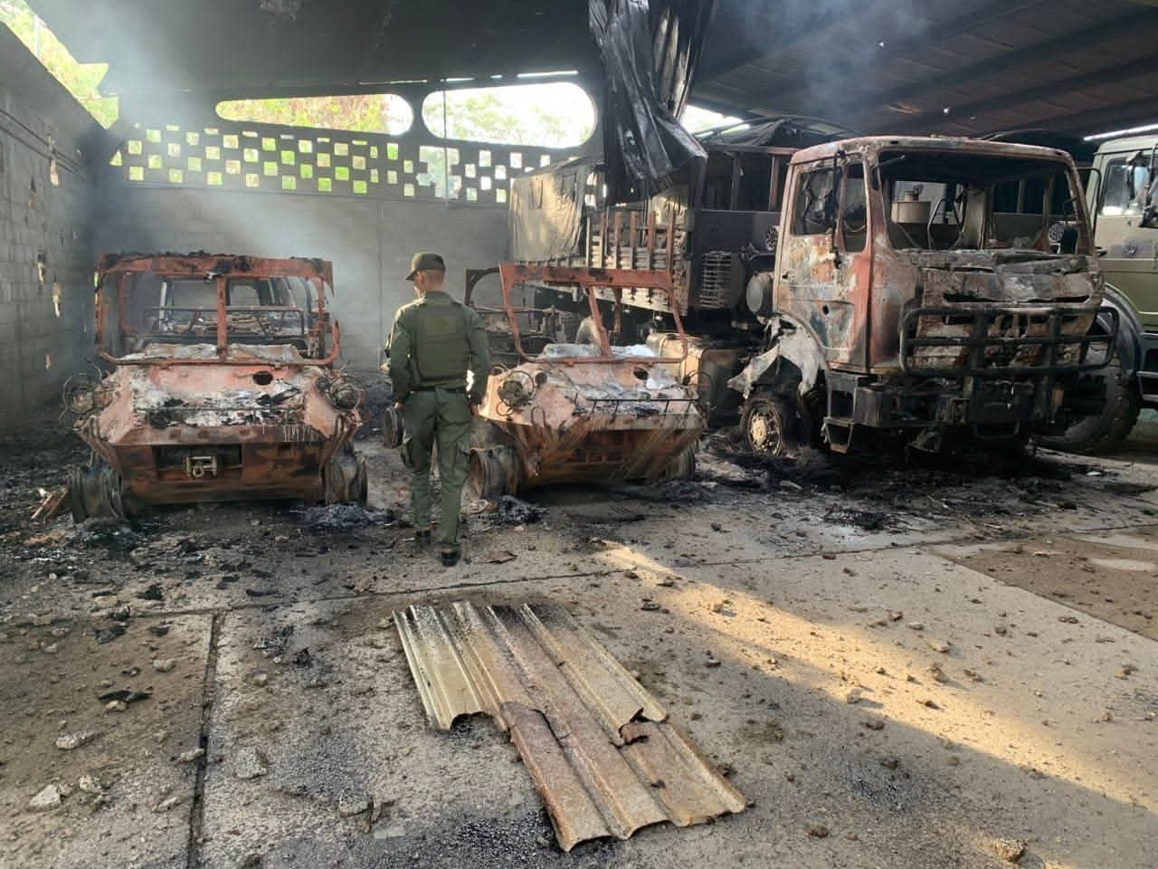 Vehículos blindados 8x8 CS/VP-4 “Lynx” destruidos en Caracas - Venezuela