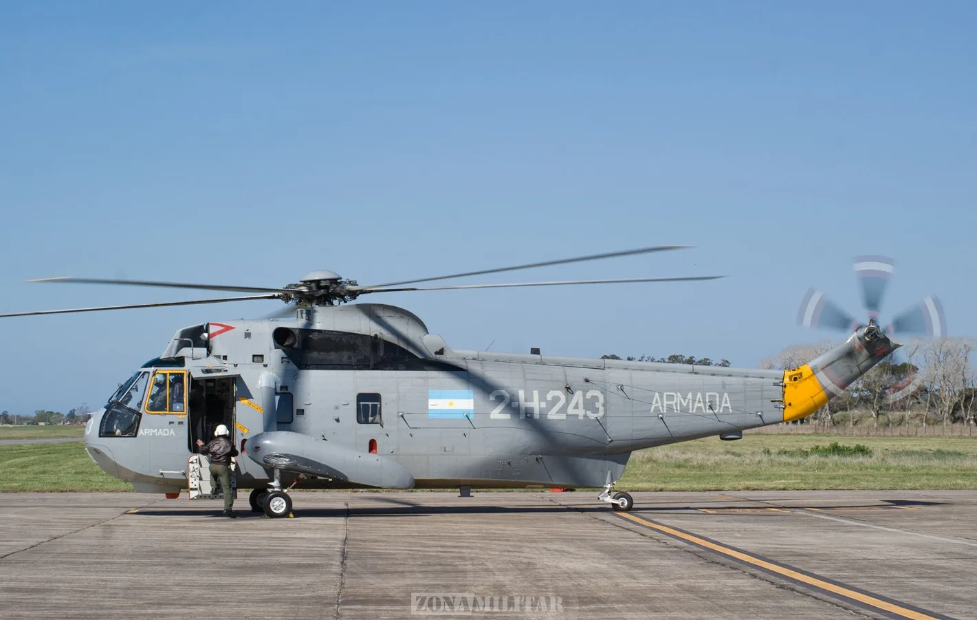 Helicóptero UH-3H Sea King 2-H-243 Armada Argentina