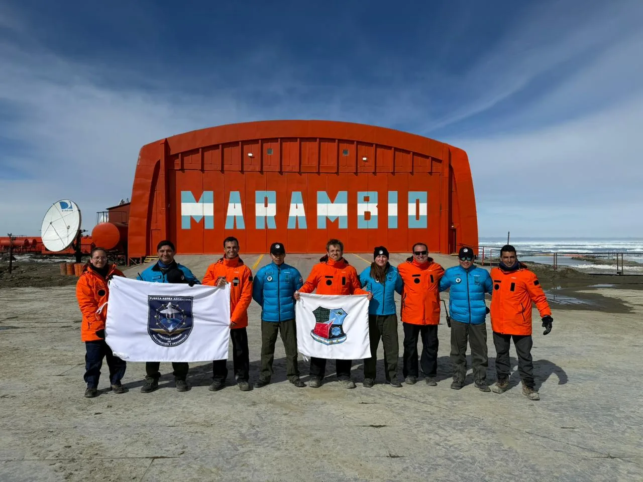 Instalación del sistema ADS-B “CITeA Track - Fuerza Aérea Argentina
