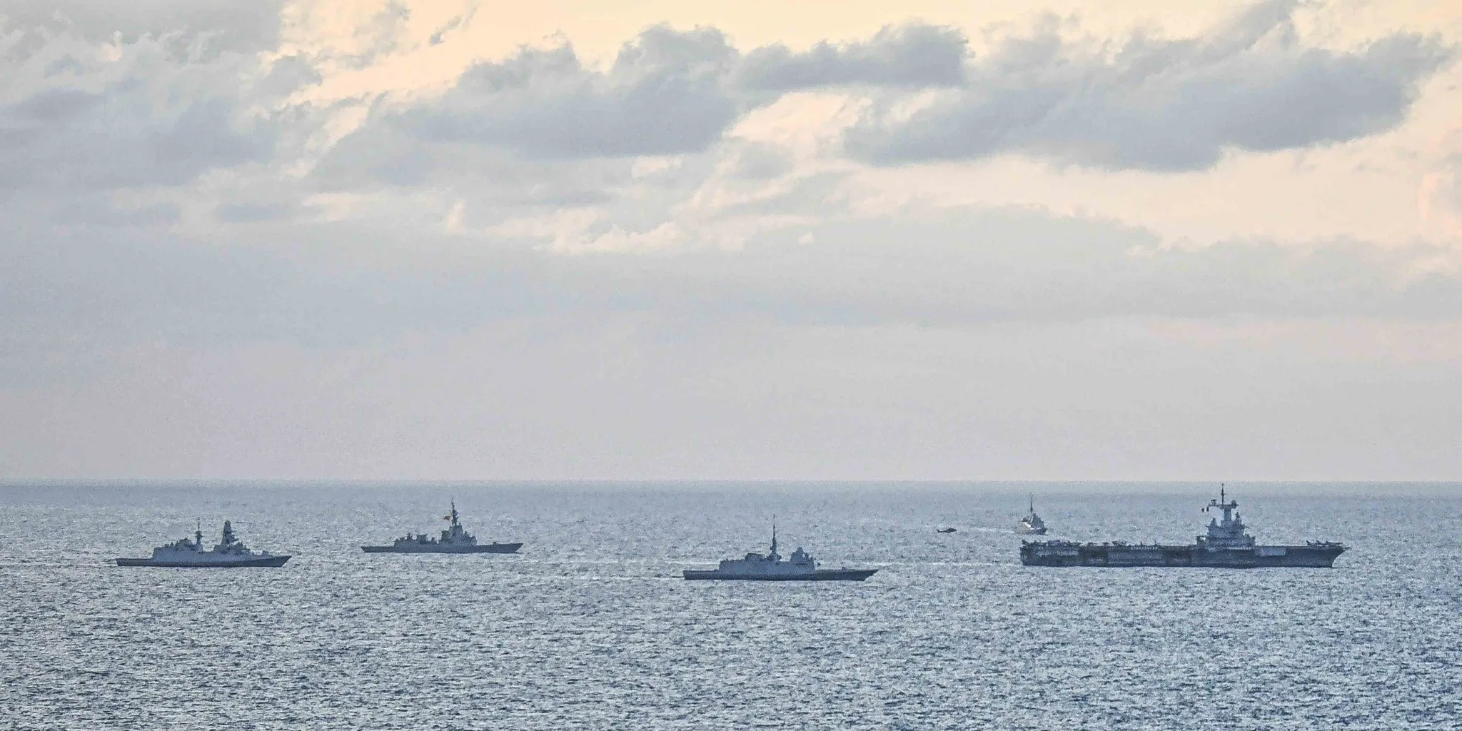 Portaaviones Charles de Gaulle