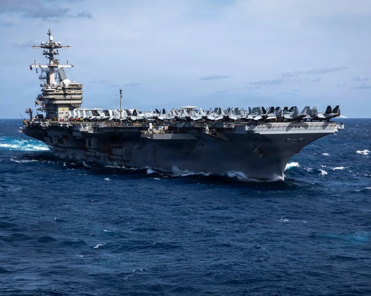 portaaviones USS George H.W. Bush CVN-77 Armada de EE.UU